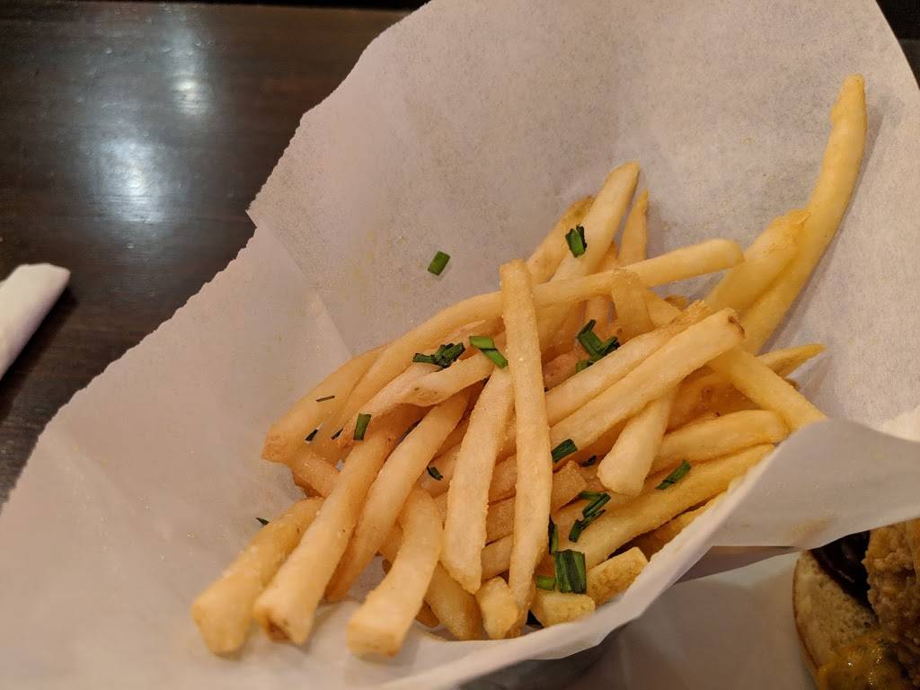 Plan b Springfield | restaurant | 1000 W Columbus Ave, Springfield, MA 01105, USA | 4132858296 OR +1 413-285-8296