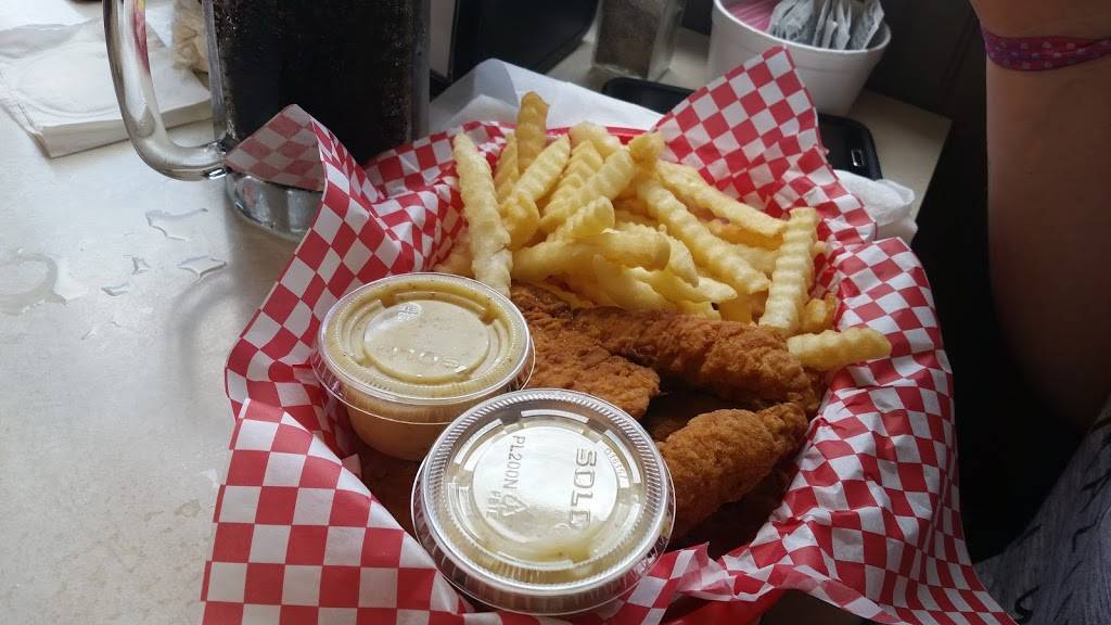 Wana-Cup Restaurant | restaurant | 295 S Van Buren St, Shipshewana, IN 46565, USA | 2607684923 OR +1 260-768-4923