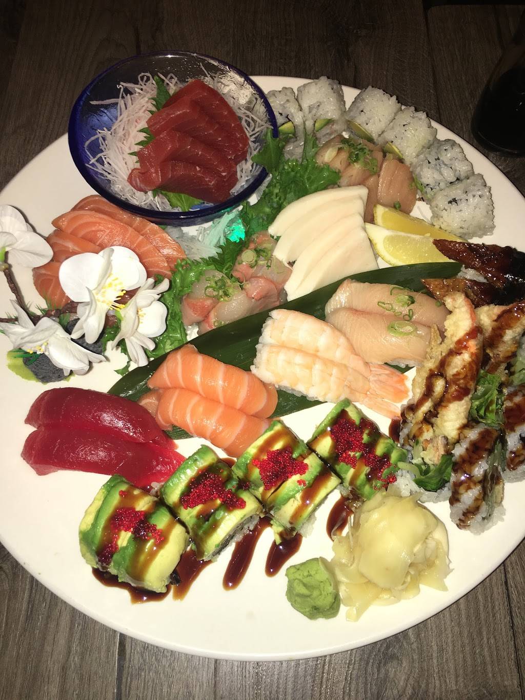 Robongi | restaurant | 520 Washington St, Hoboken, NJ 07030, USA | 2012228388 OR +1 201-222-8388