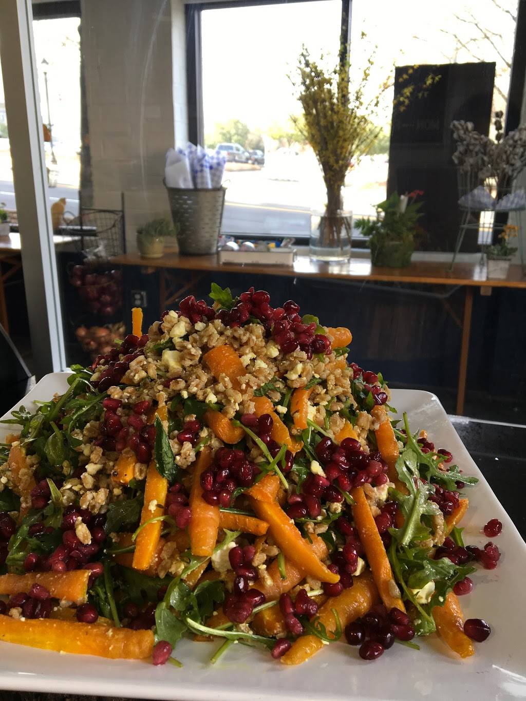 Lindseys Culinary Market | restaurant | 520 N Thomas St, Athens, GA 30601, USA | 7063530558 OR +1 706-353-0558