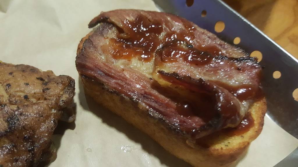 Chilis Grill & Bar | restaurant | 623 W Oglethorpe Hwy, Hinesville, GA 31313, USA | 9124084800 OR +1 912-408-4800