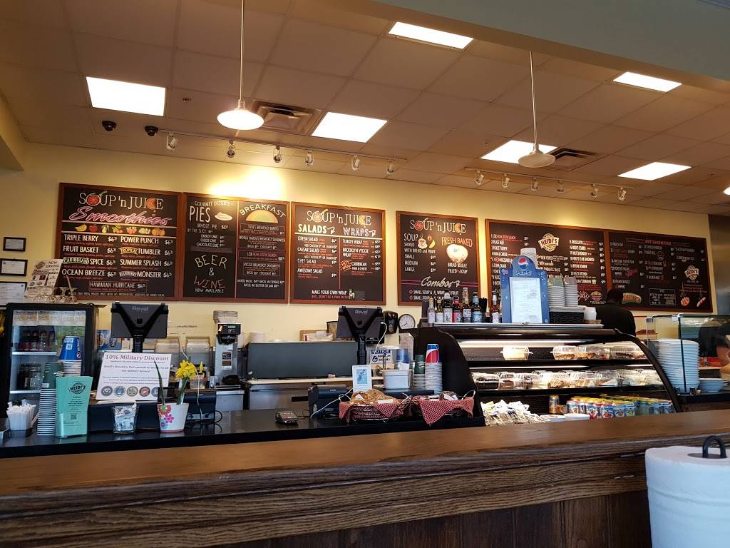 Heidis Brooklyn Deli | restaurant | 624 Turner St, Auburn, ME 04210, USA | 2077843434 OR +1 207-784-3434