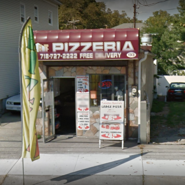 J & R Pizza II | restaurant | 133 McClean Ave, Staten Island, NY 10305, USA | 7187272222 OR +1 718-727-2222