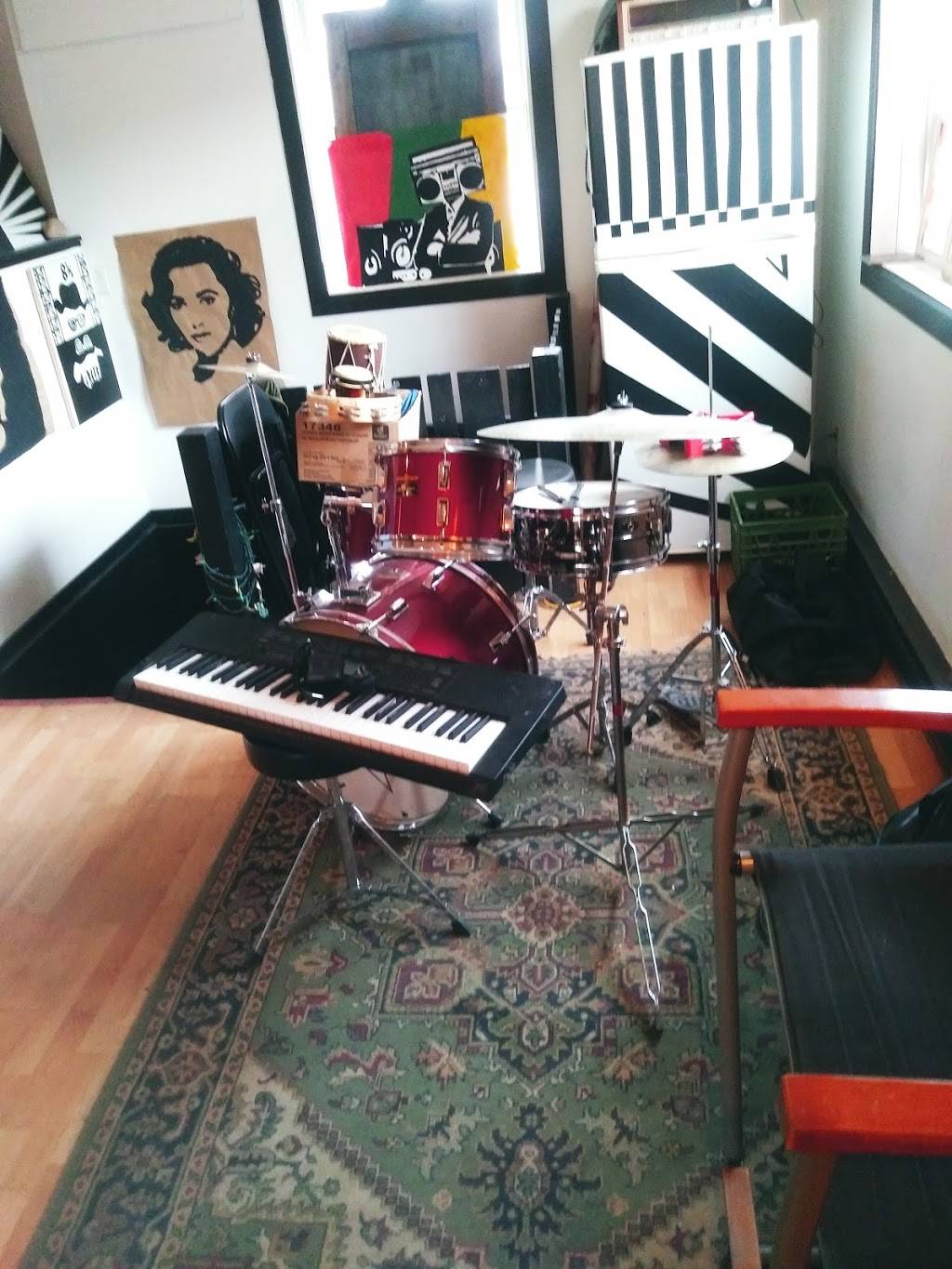 A Pizza Sherbrooke | restaurant | 287 Rue Galt O, Sherbrooke, QC J1H 1Y1, Canada | 8196749377 OR +1 819-674-9377