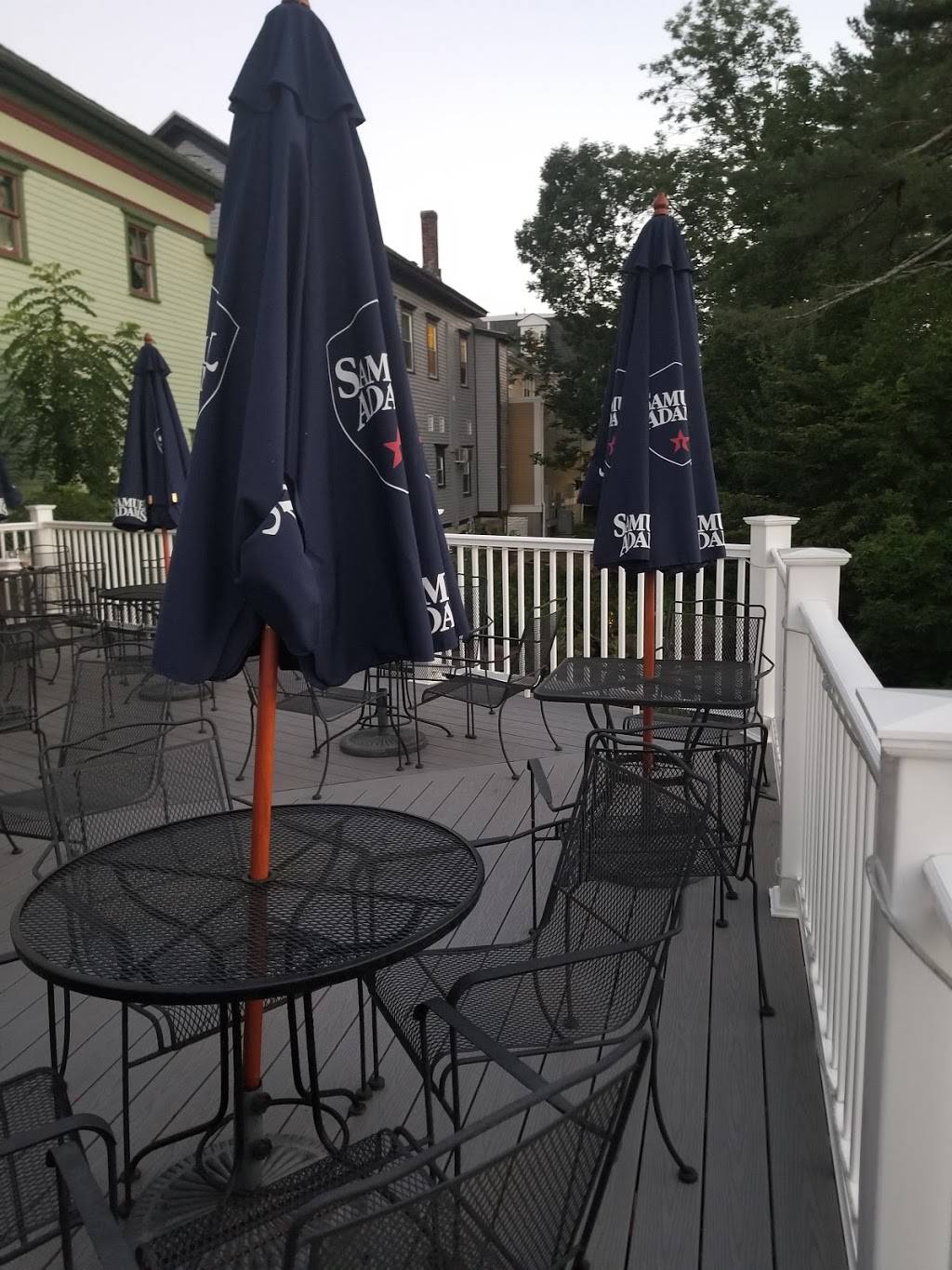 Thai Royal Restaurant & Bar | restaurant | 98 Pascoag Main St, Pascoag, RI 02859, USA | 4015677600 OR +1 401-567-7600