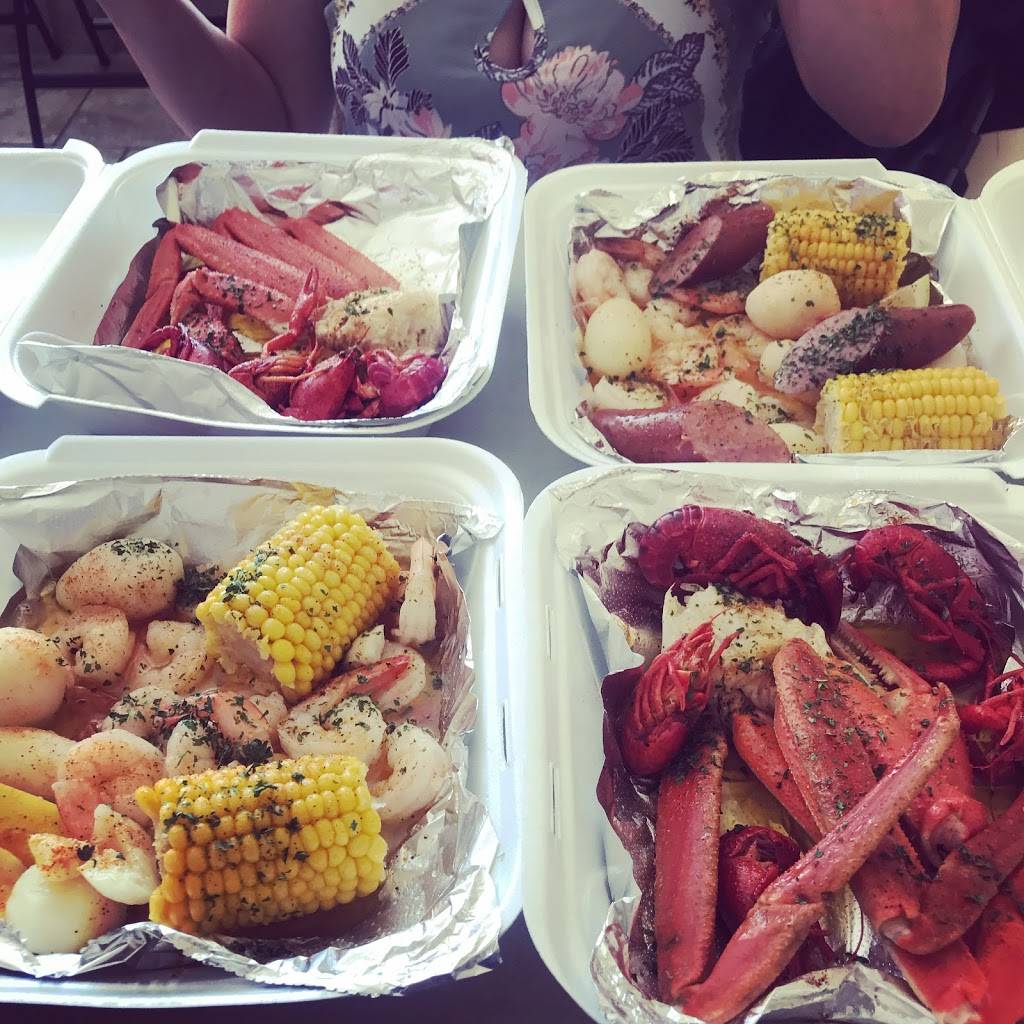 Show Me Fish & Chicken | restaurant | 5220 Blue Ridge Blvd, Raytown, MO 64133, USA | 8164912409 OR +1 816-491-2409