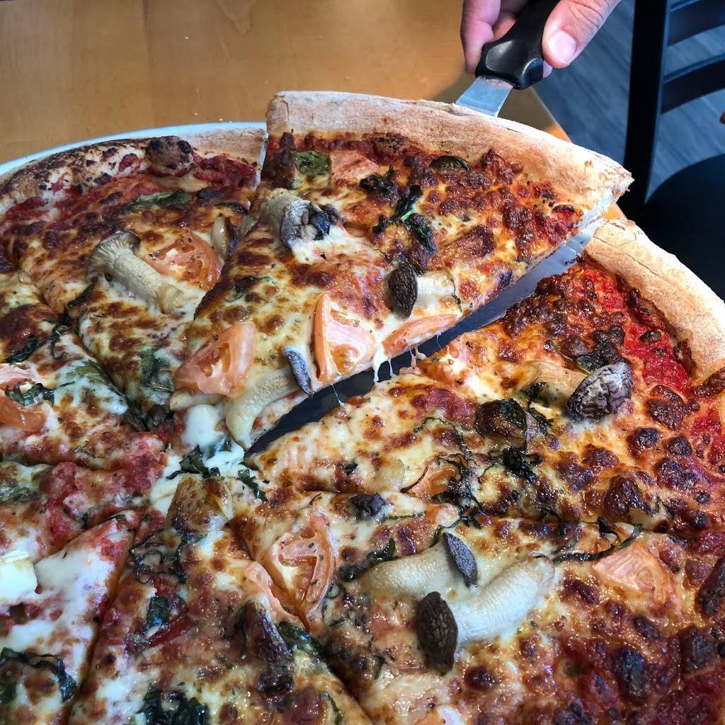 Shenanigans at Bowl-O-Rama | restaurant | 599 Lafayette Rd, Portsmouth, NH 03801, USA | 6034360504 OR +1 603-436-0504