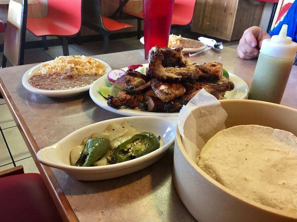 La Casa Del Pollo Loco | restaurant | 2747 Clyde Park Ave SW, Wyoming, MI 49509, USA | 6162612661 OR +1 616-261-2661