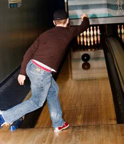 Nellie Fox Bowl & Sport Shop | restaurant | 3587 Molly Pitcher Hwy, Chambersburg, PA 17202, USA | 7173752222 OR +1 717-375-2222