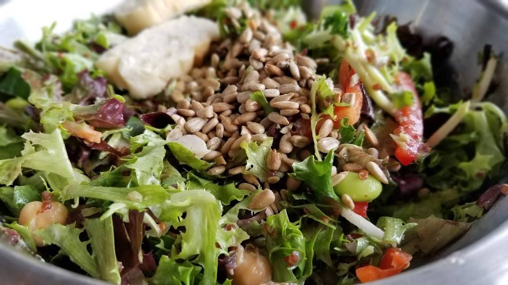 Vinaigrette Salad Kitchen | restaurant | 3735 Palomar Centre Dr Suite 180, Lexington, KY 40513, USA | 8597212376 OR +1 859-721-2376