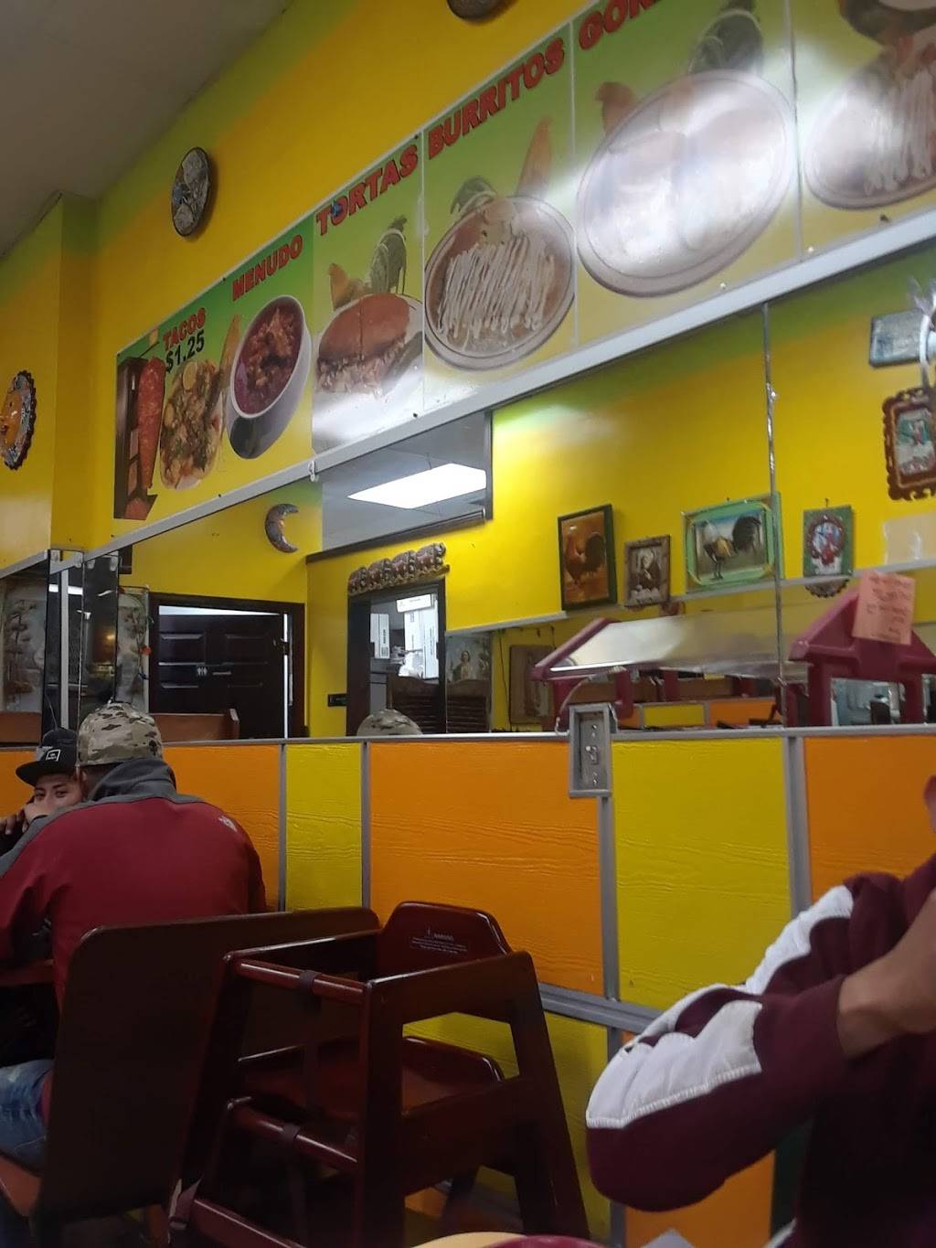 Los Gallitos | restaurant | 7255 E 72nd Ave, Commerce City, CO 80022, USA | 7203534567 OR +1 720-353-4567