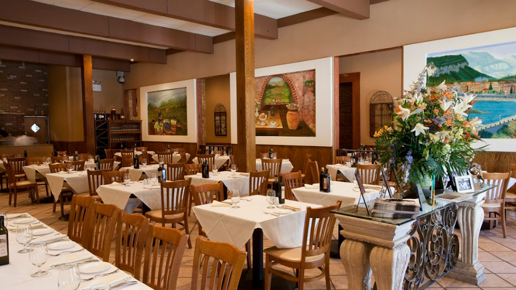 Trattoria Lincontro | restaurant | 21-76 31st St, Astoria, NY 11105, USA | 7187213532 OR +1 718-721-3532