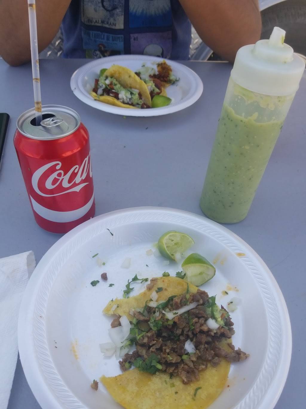 Taco Movil | restaurant | 1830 US-30, Oswego, IL 60543, USA | 6302708098 OR +1 630-270-8098