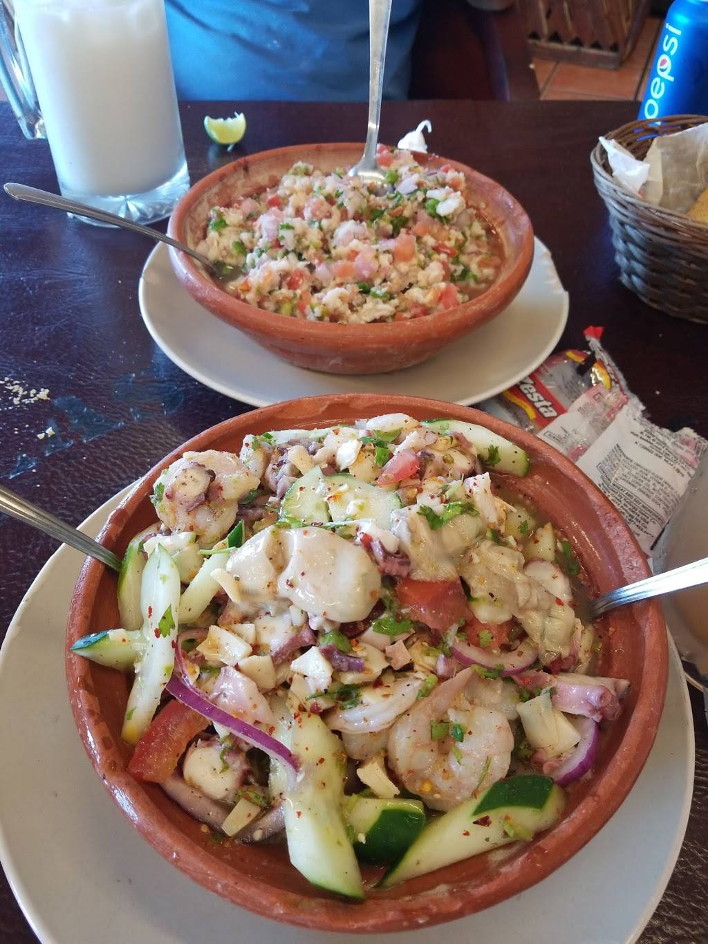 Seafood Islitas De Nayarit | restaurant | 7216 Lindale Dr, Sacramento, CA 95828, USA | 9164212133 OR +1 916-421-2133