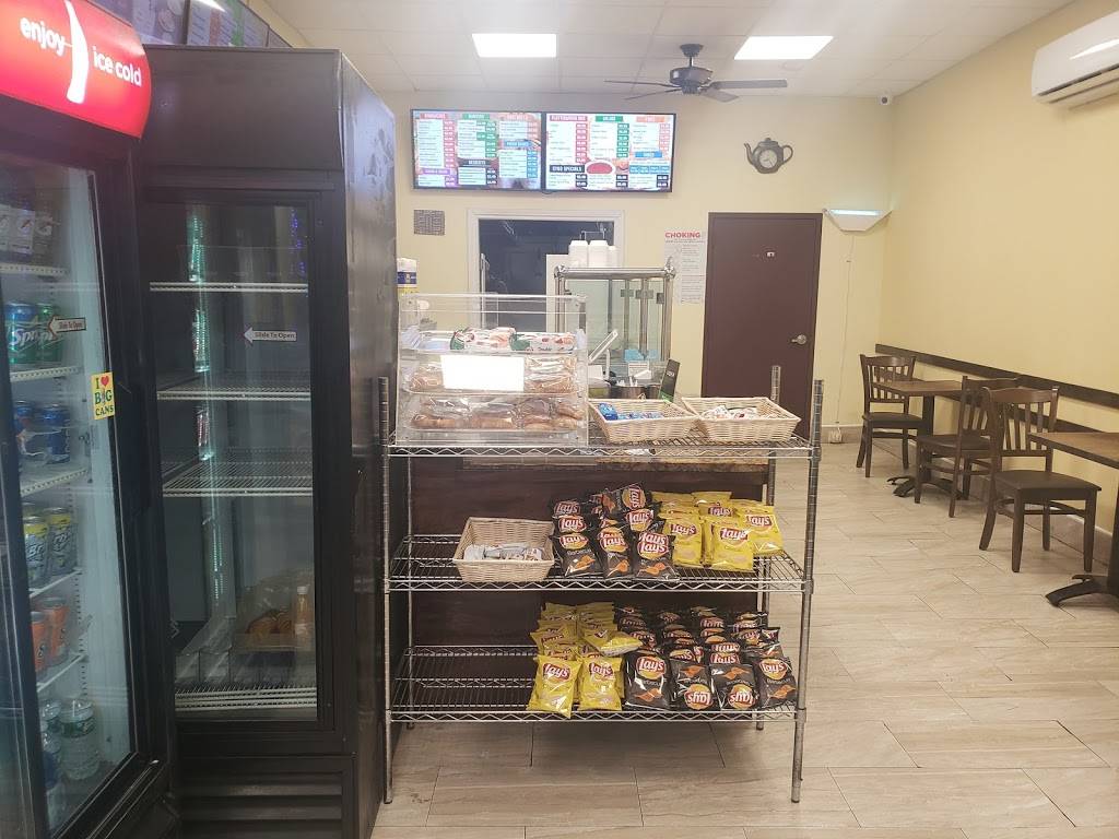 Gyro Stop | restaurant | 239-17 Braddock Ave, Jamaica, NY 11426, USA | 7184134271 OR +1 718-413-4271