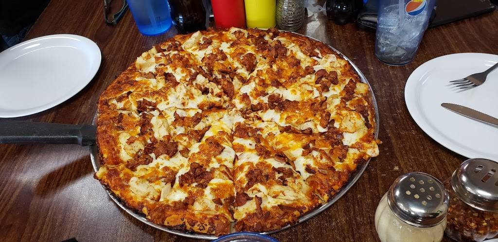 Lake City Drive In | restaurant | 808 W Main St, Lake City, IA 51449, USA | 7124643005 OR +1 712-464-3005