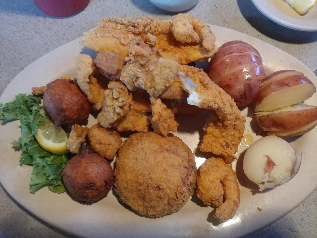 Bayou Bay Seafood House | restaurant | 7117 Chapman Hwy, Knoxville, TN 37920, USA | 8655737936 OR +1 865-573-7936