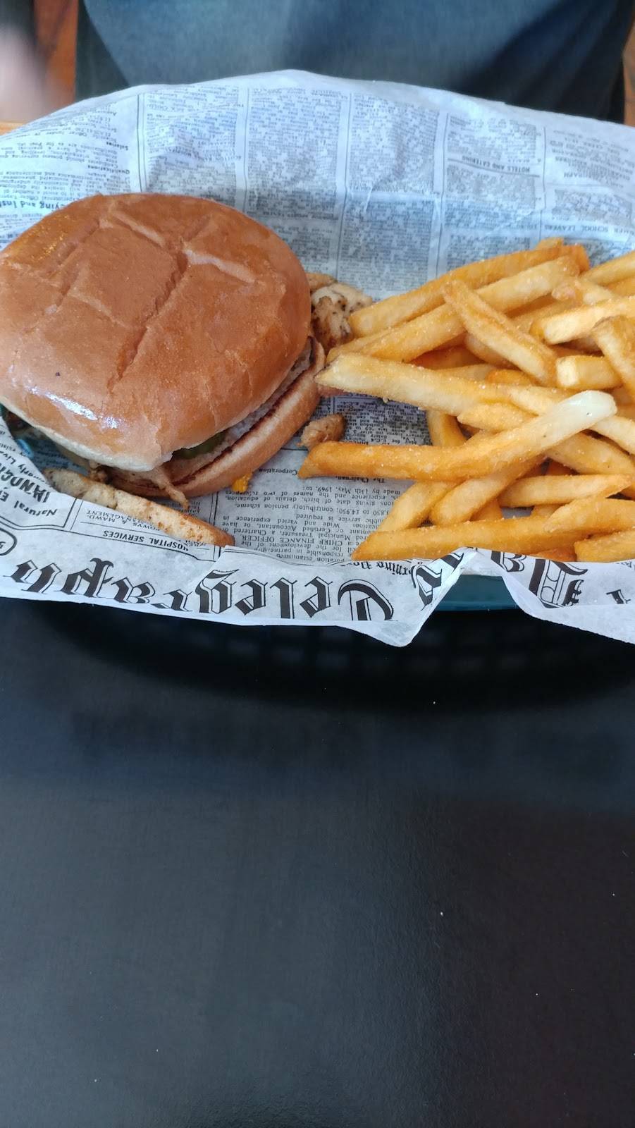 Midtown Grill | cafe | 160 W Franklin St, Clarkesville, GA 30523, USA | 7067540707 OR +1 706-754-0707