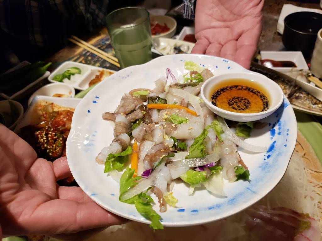 Island Seafood Restaurant | restaurant | 4356 Beverly Blvd, Los Angeles, CA 90004, USA | 3239531740 OR +1 323-953-1740