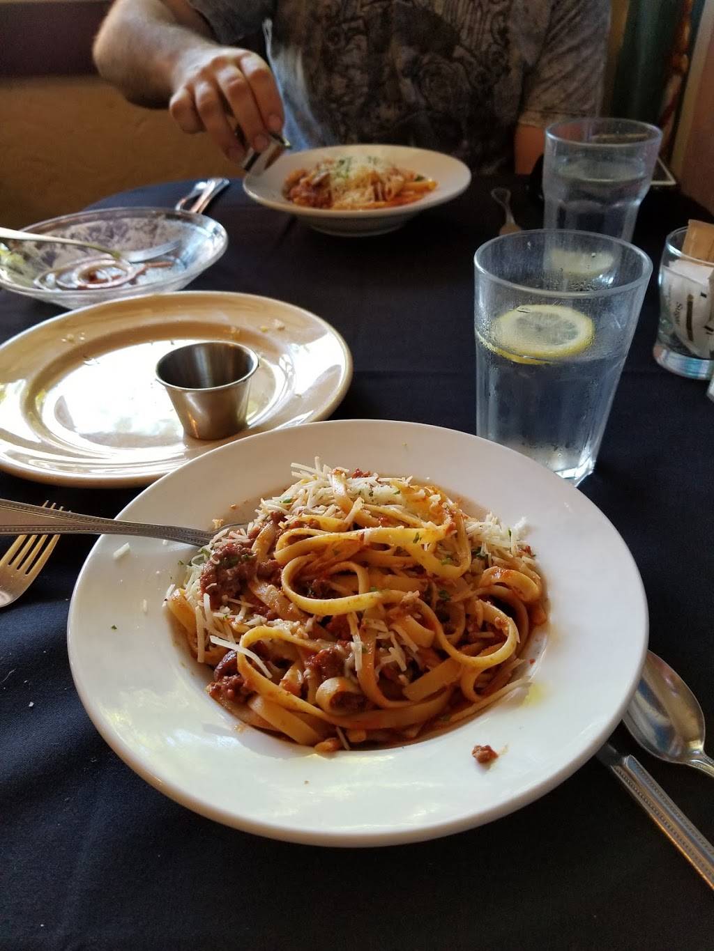 Cruscos | restaurant | 1240 S Main St, Angels Camp, CA 95222, USA | 2097361440 OR +1 209-736-1440