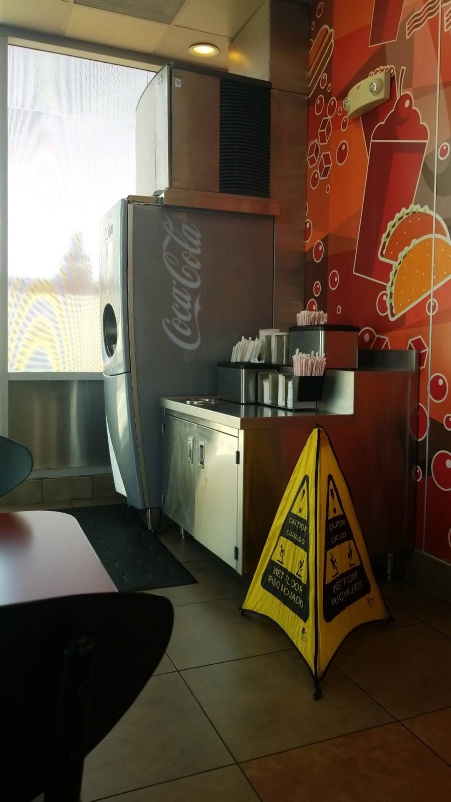 Jack in the Box | restaurant | 22220 S Wilmington Ave, Carson, CA 90745, USA | 3105220725 OR +1 310-522-0725