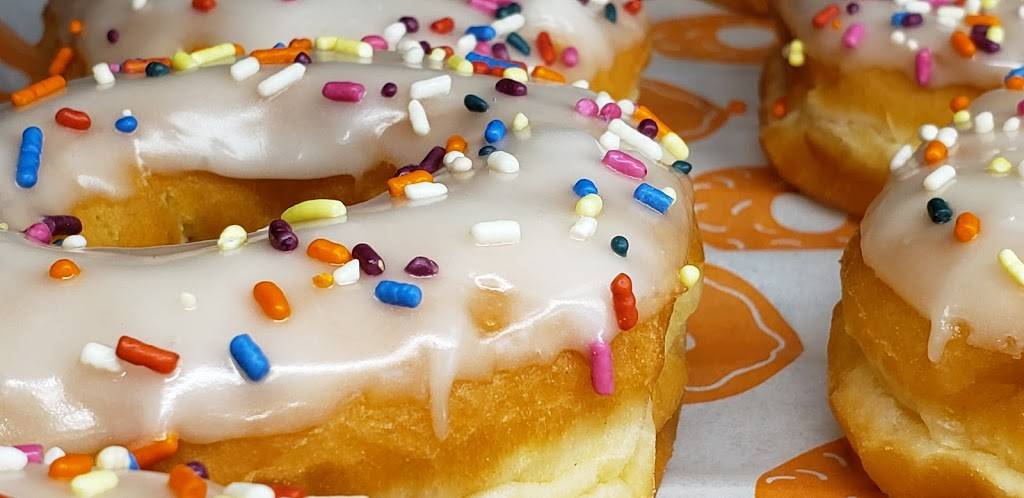 Dunkin | bakery | 6490 Wilmington Pike, Centerville, OH 45459, USA | 9379493517 OR +1 937-949-3517