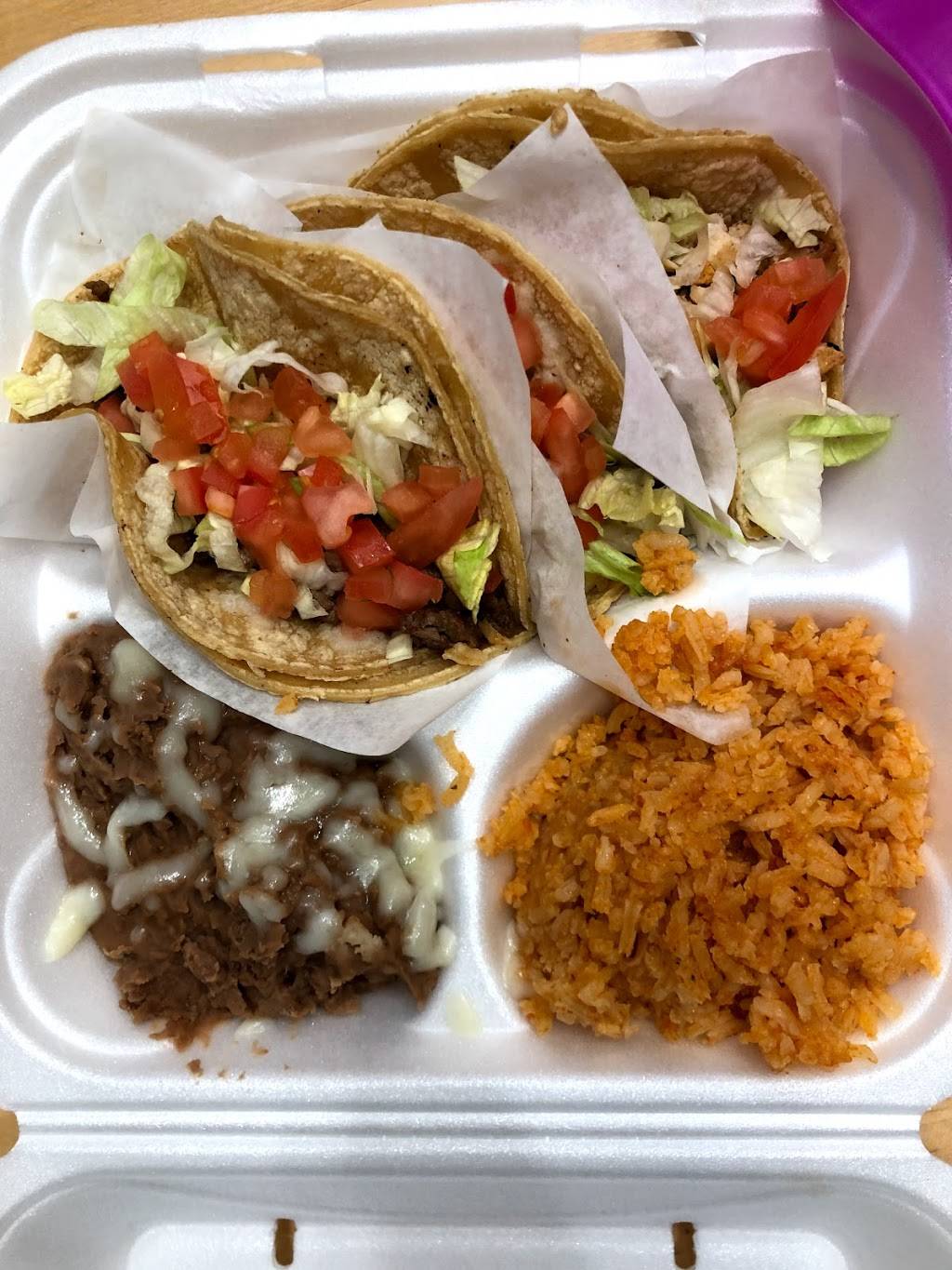 El toro negro | restaurant | 2 Illinois Rte 59, Warrenville, IL 60555, USA | 6307919092 OR +1 630-791-9092