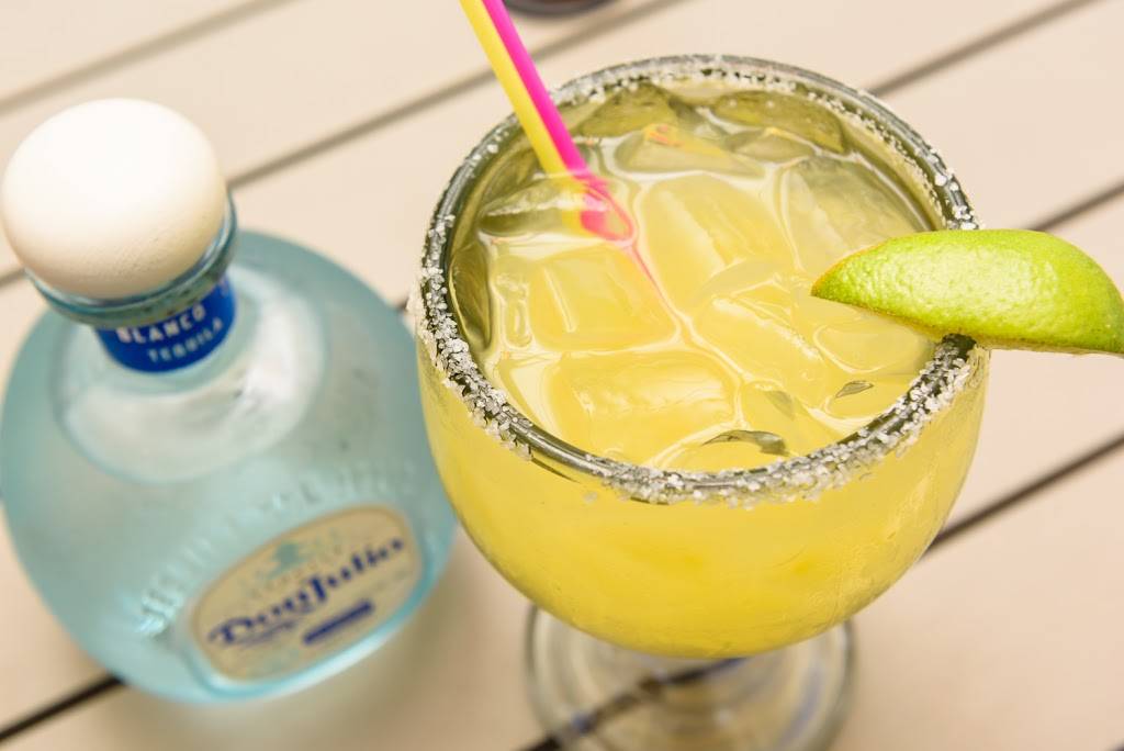 Jerseys Bar & Grill | restaurant | 6449 Concord Blvd, Inver Grove Heights, MN 55076, USA | 6514554561 OR +1 651-455-4561