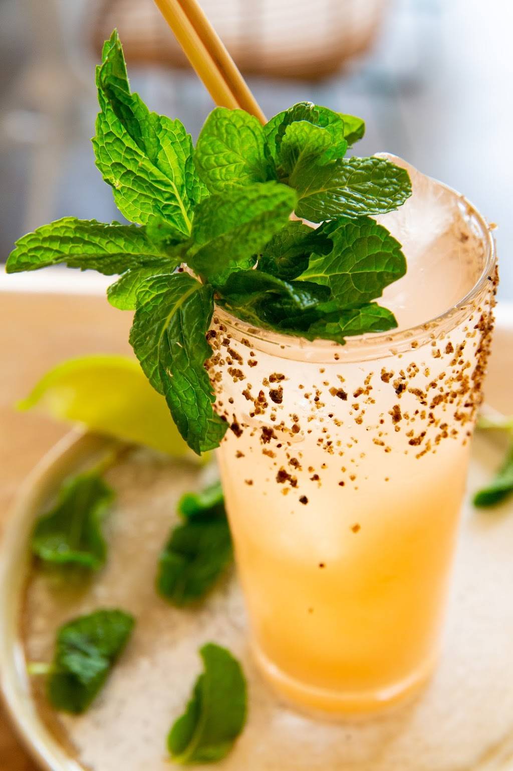 Chulita | restaurant | 533 Rose Ave, Venice, CA 90291, USA | 4242529886 OR +1 424-252-9886