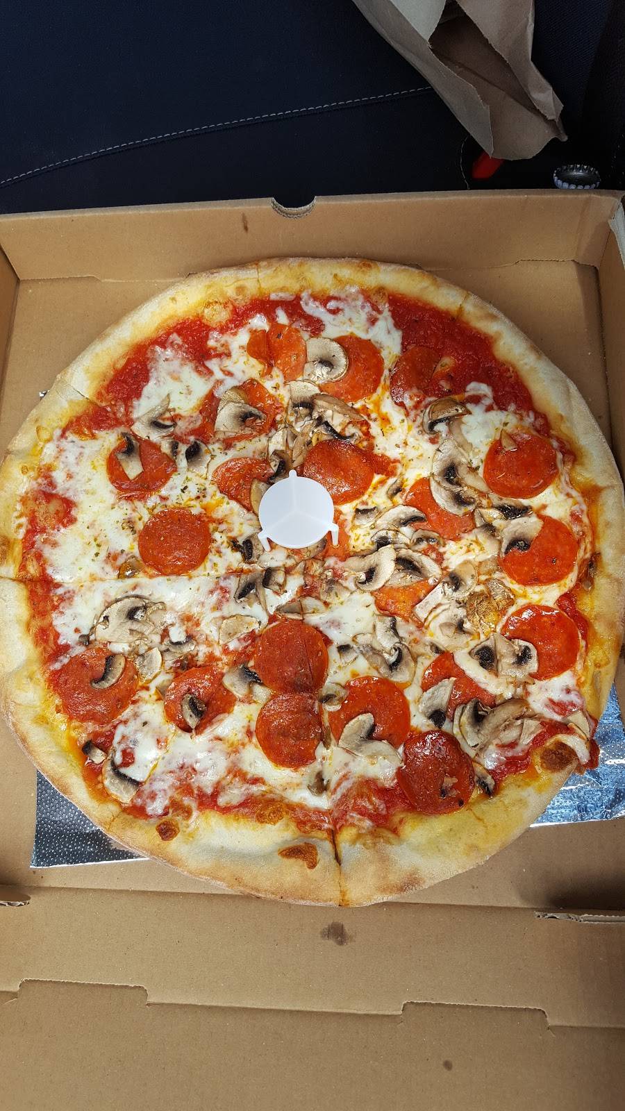 Mignanos Pizza Pasta Subs | restaurant | 76 Red Lion Ave, Felton, PA 17322, USA | 7174176762 OR +1 717-417-6762