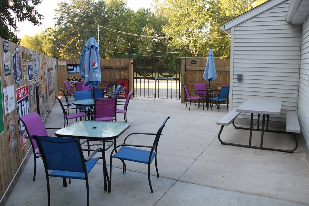 The Alibi | restaurant | 320 E Main St, Rochester, IL 62563, USA | 2174981129 OR +1 217-498-1129