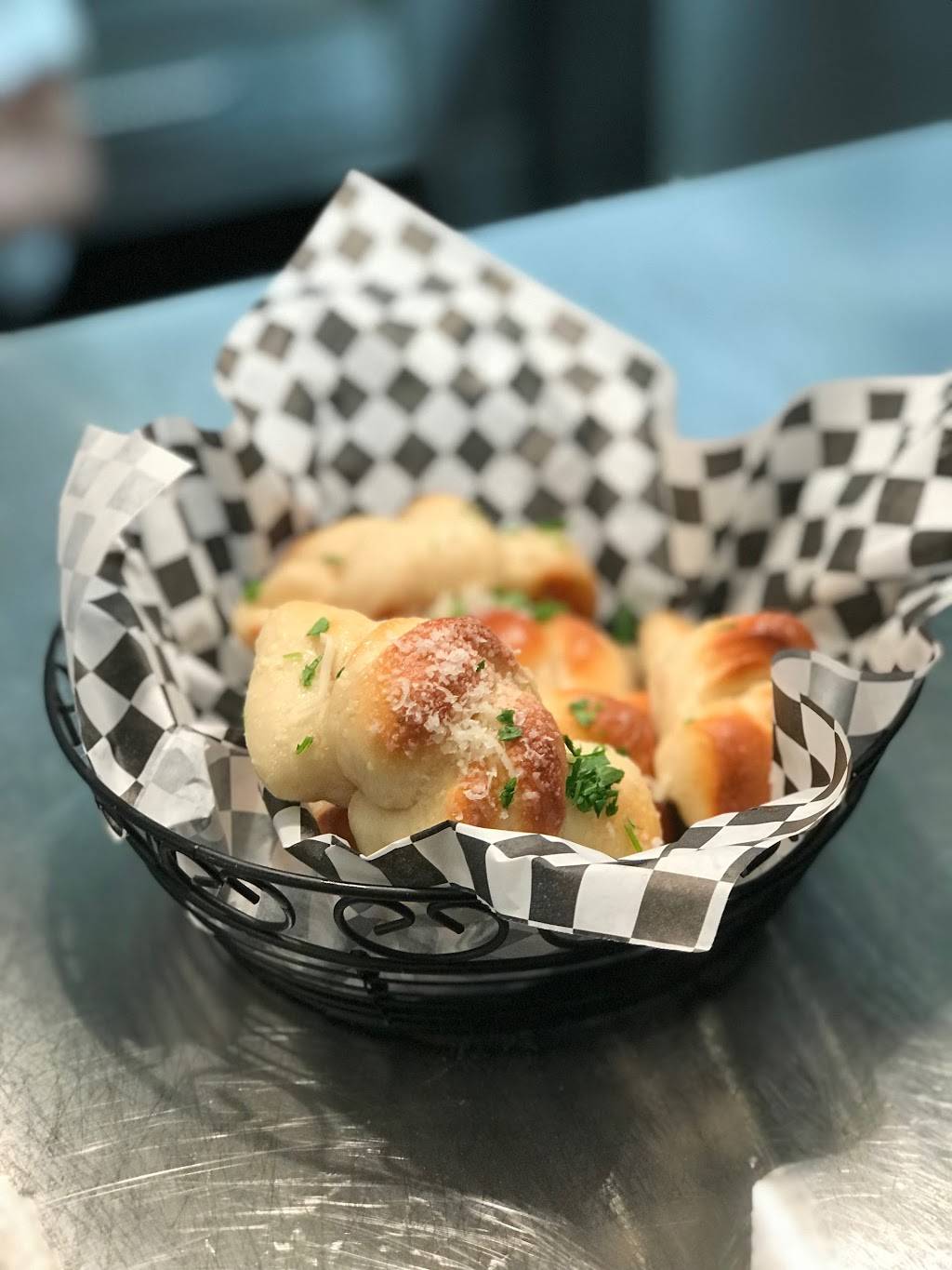 Petes Restaurant and Brewhouse | restaurant | 866 W Onstott Frontage Rd, Yuba City, CA 95991, USA | 5309237262 OR +1 530-923-7262