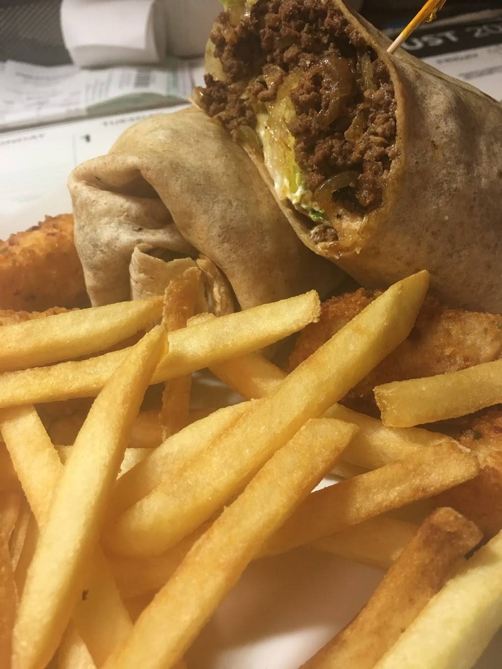 Annie-Ks Restaurant | restaurant | 777 E Main St, Barnesville, OH 43713, USA | 7404253456 OR +1 740-425-3456