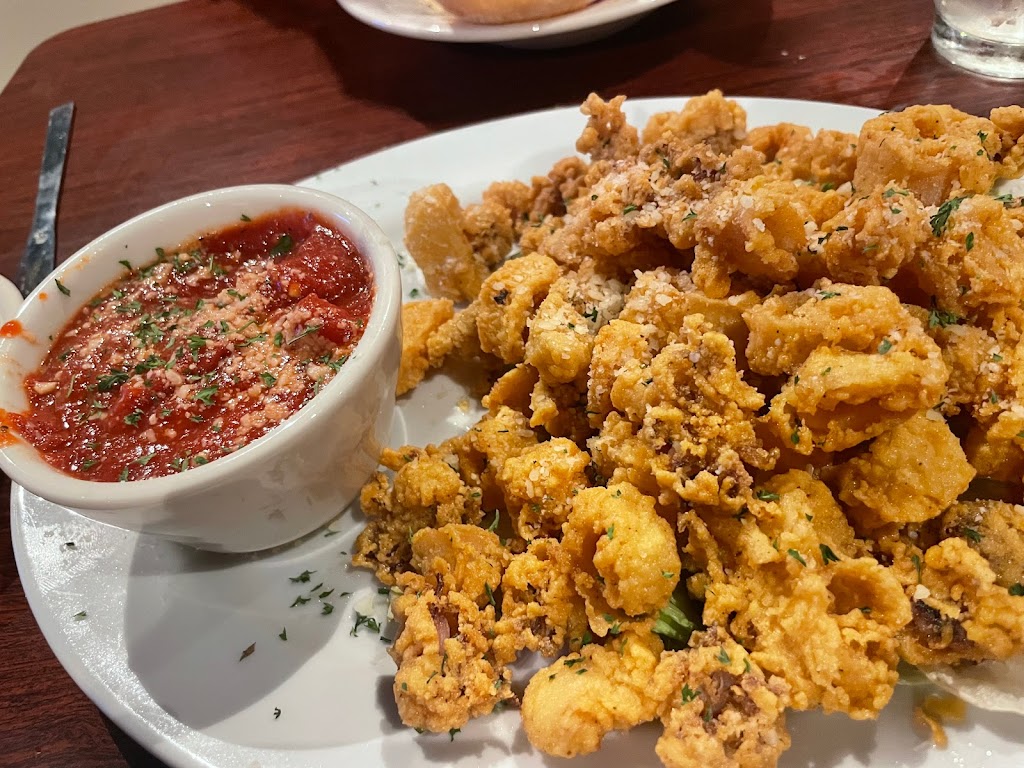 Mandina’s Restaurant | restaurant | 25000 Bass Pro Dr, Spanish Fort, AL 36527, USA | 2513196491 OR +1 251-319-6491