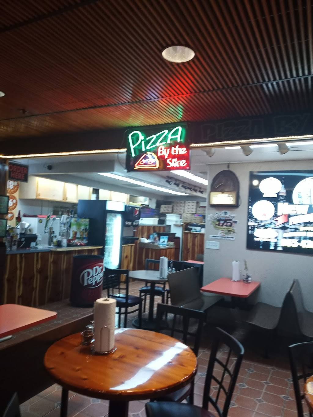 New York Pizza & Pasta | restaurant | 611 Parkway Ste B5, Gatlinburg, TN 37738, USA | 8654369300 OR +1 865-436-9300