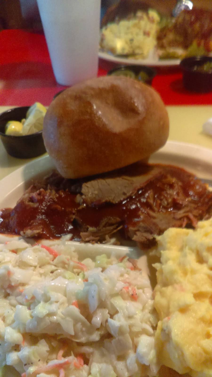 Dickeys Barbecue Pit | restaurant | 1009 N Hwy 77, Waxahachie, TX 75165, USA | 9729373030 OR +1 972-937-3030