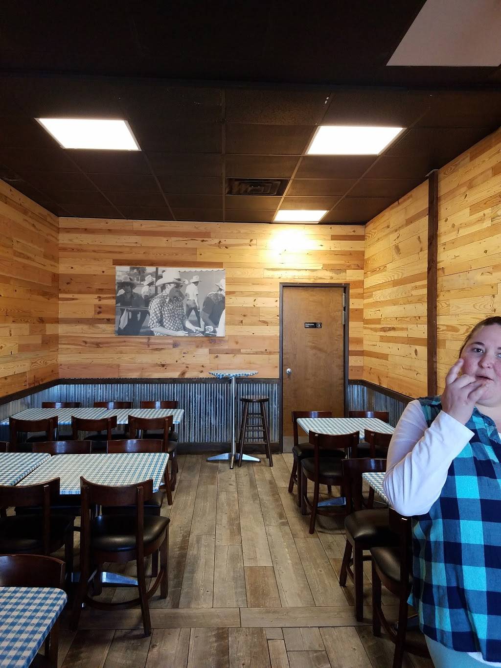 Dickeys Barbecue Pit | restaurant | 5031 Alma Dr, Plano, TX 75023, USA | 4698140876 OR +1 469-814-0876