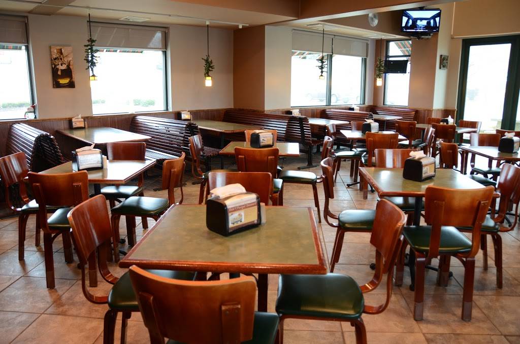 Nickys Red Hots | restaurant | 335 E Ogden Ave, Naperville, IL 60563, USA | 6305271200 OR +1 630-527-1200