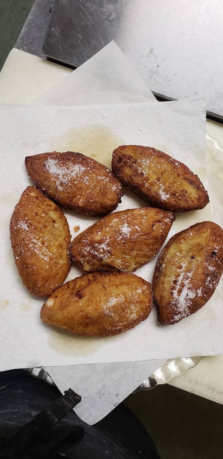 Dora’s Pupuseria | restaurant | 1802 Orange Ave, Fort Pierce, FL 34950, USA | 7726721745 OR +1 772-672-1745