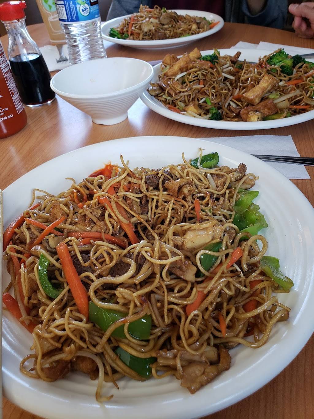 Fried Rice King | restaurant | 11619 Rancho Rd, Adelanto, CA 92301, USA | 7605301777 OR +1 760-530-1777