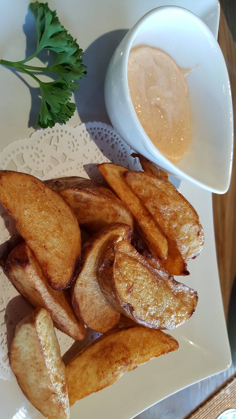 Bar Uerukamu | restaurant | 17633 Sherman Way, Lake Balboa, CA 91406, USA | 8185783999 OR +1 818-578-3999