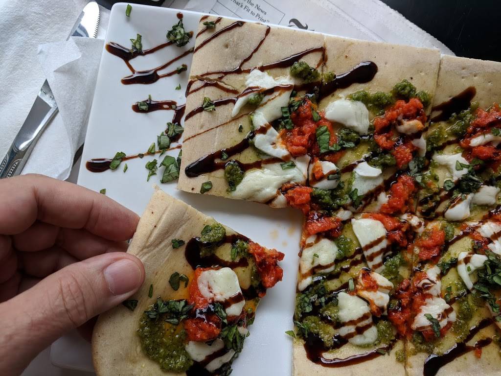 Grassroots & Vine | restaurant | 1011 S Ft Thomas Ave, Fort Thomas, KY 41075, USA | 8598148391 OR +1 859-814-8391