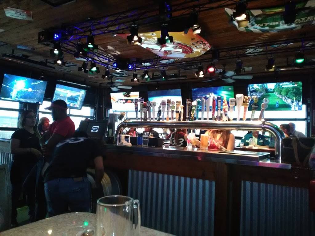 Bubbas 33 | restaurant | 1921 S Padre Island Dr, Corpus Christi, TX 78416, USA | 3618062933 OR +1 361-806-2933