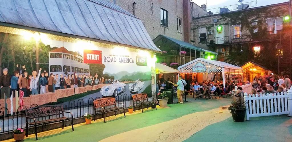 DeOs Pizzeria & Pub | restaurant | 417 E Mill St, Plymouth, WI 53073, USA | 9208928485 OR +1 920-892-8485