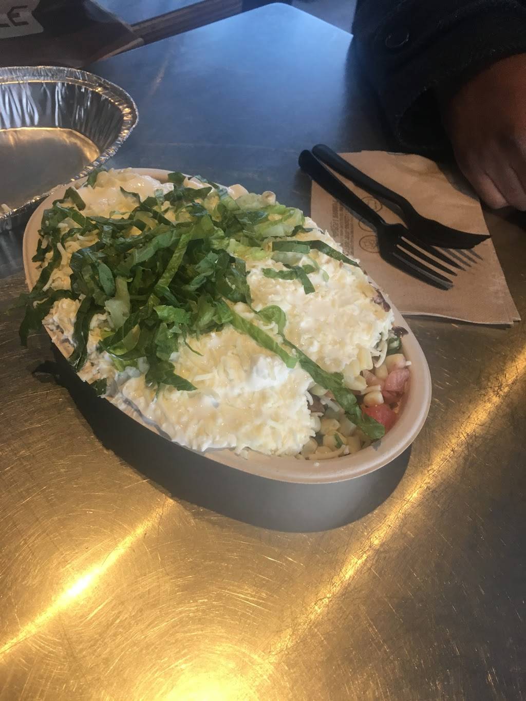 Chipotle Mexican Grill | restaurant | 4015 Richmond Rd, Warrensville Heights, OH 44122, USA | 2163781967 OR +1 216-378-1967