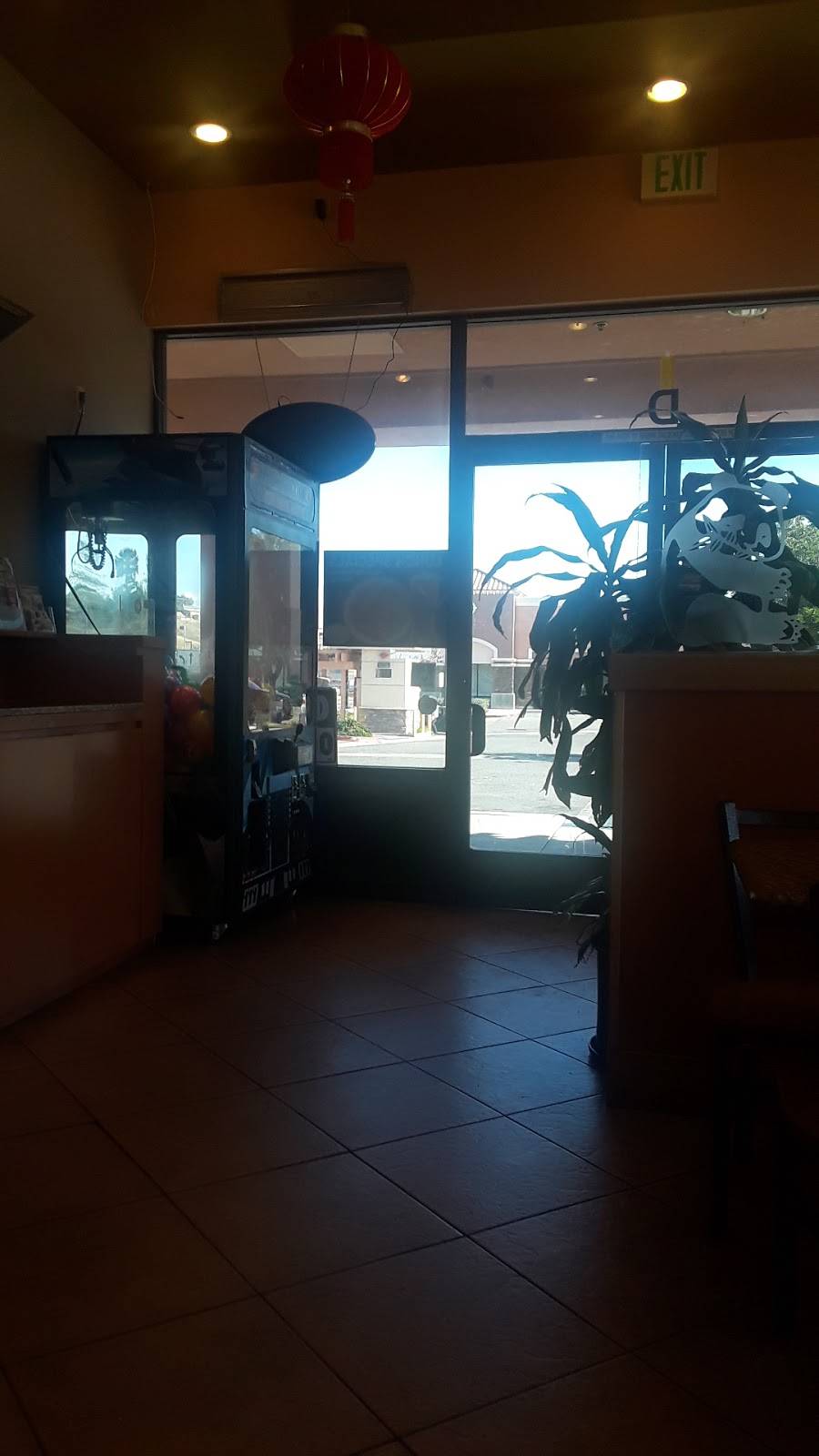 Panda Palace | restaurant | 16665 Lakeshore Dr # D, Lake Elsinore, CA 92530, USA | 9516092288 OR +1 951-609-2288