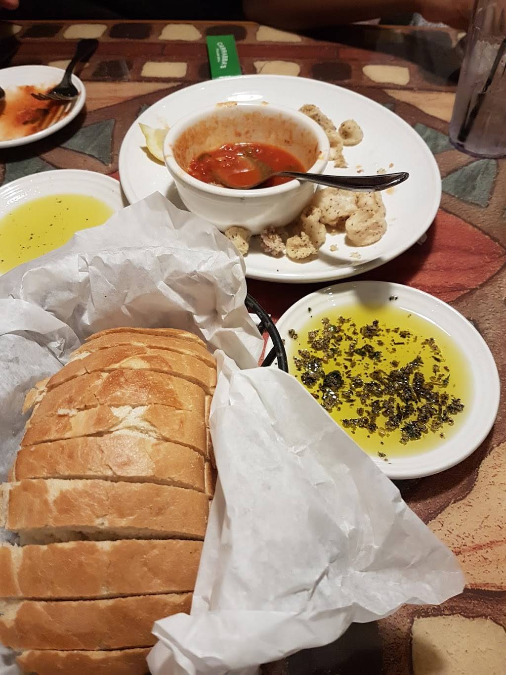 Carrabbas Italian Grill | restaurant | 5312 New Hope Commons Dr, Durham, NC 27707, USA | 9194015950 OR +1 919-401-5950