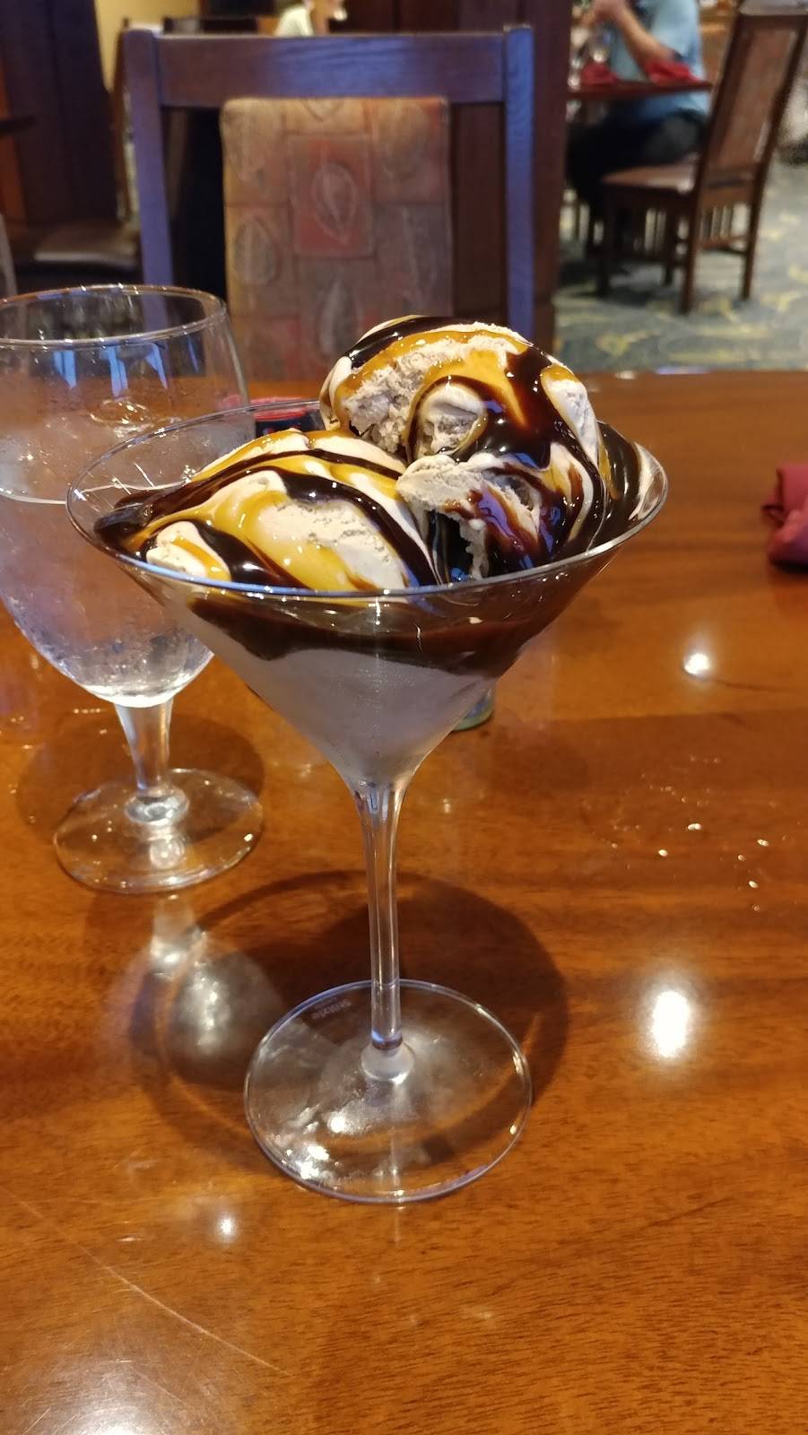 The Oak Tavern | restaurant | 2500 Legends Cir, Prattville, AL 36066, USA | 3342902124 OR +1 334-290-2124