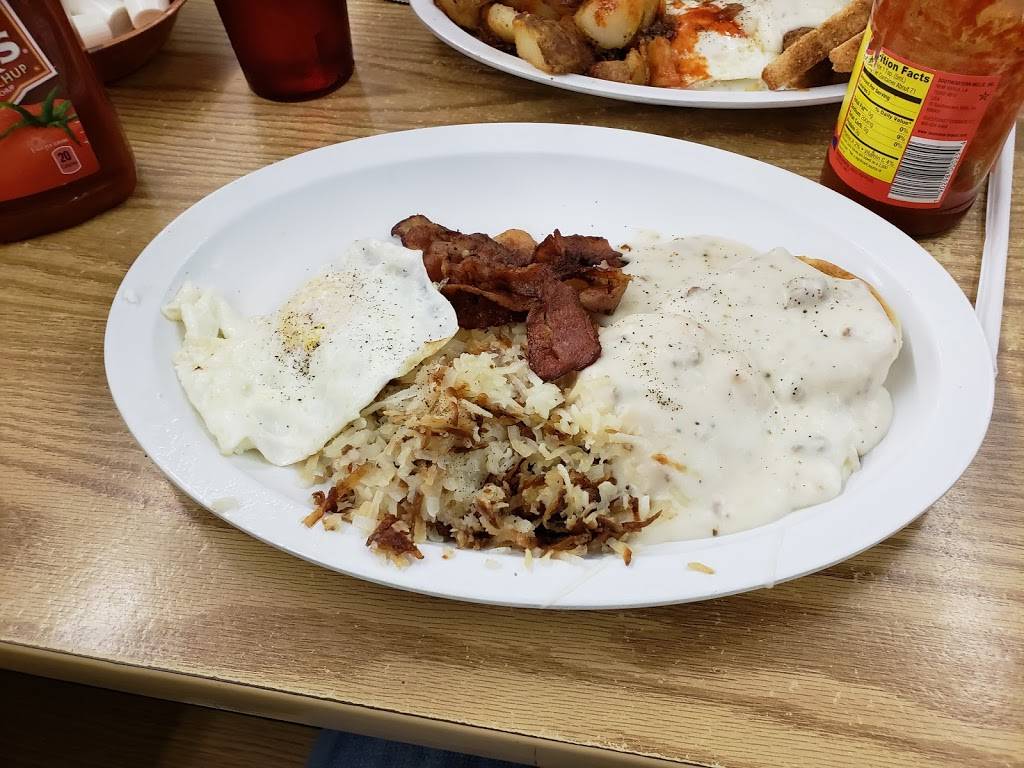 Cloverleaf Family Restaurant | restaurant | 4023 W 3rd St, Bloomington, IN 47404, USA | 8123341077 OR +1 812-334-1077