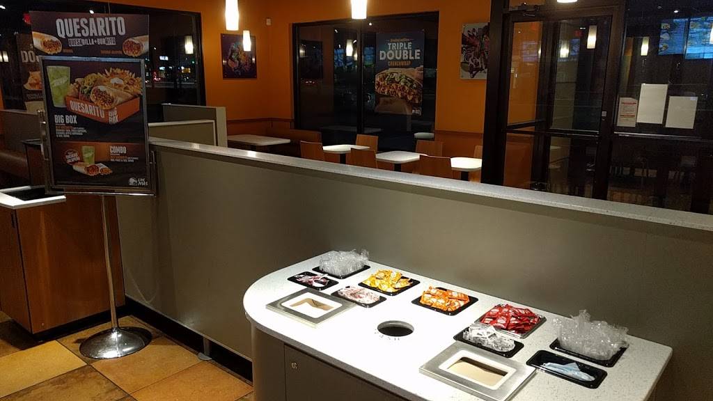 Taco Bell | meal takeaway | 6707 Tecumseh Rd E, Windsor, ON N8T 1E7, Canada | 5199483425 OR +1 519-948-3425